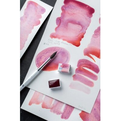 White Nights Metamorphosis Watercolor Half Pan 2.5 ml — 3002 Pink Dream 3 White Nights Metamorphosis Watercolor Half Pan 2.5 ml — 3002 Pink Dream 3