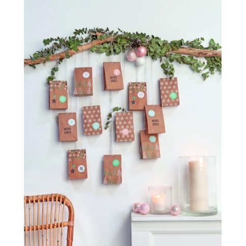 Kūrybinis rinkinys Folia "Adventų kalendoris" , 24 Kraft-maišelių ir lipdukų 4