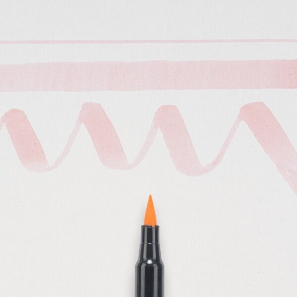 Sakura Koi Color Brush Pen Pale Orange 2